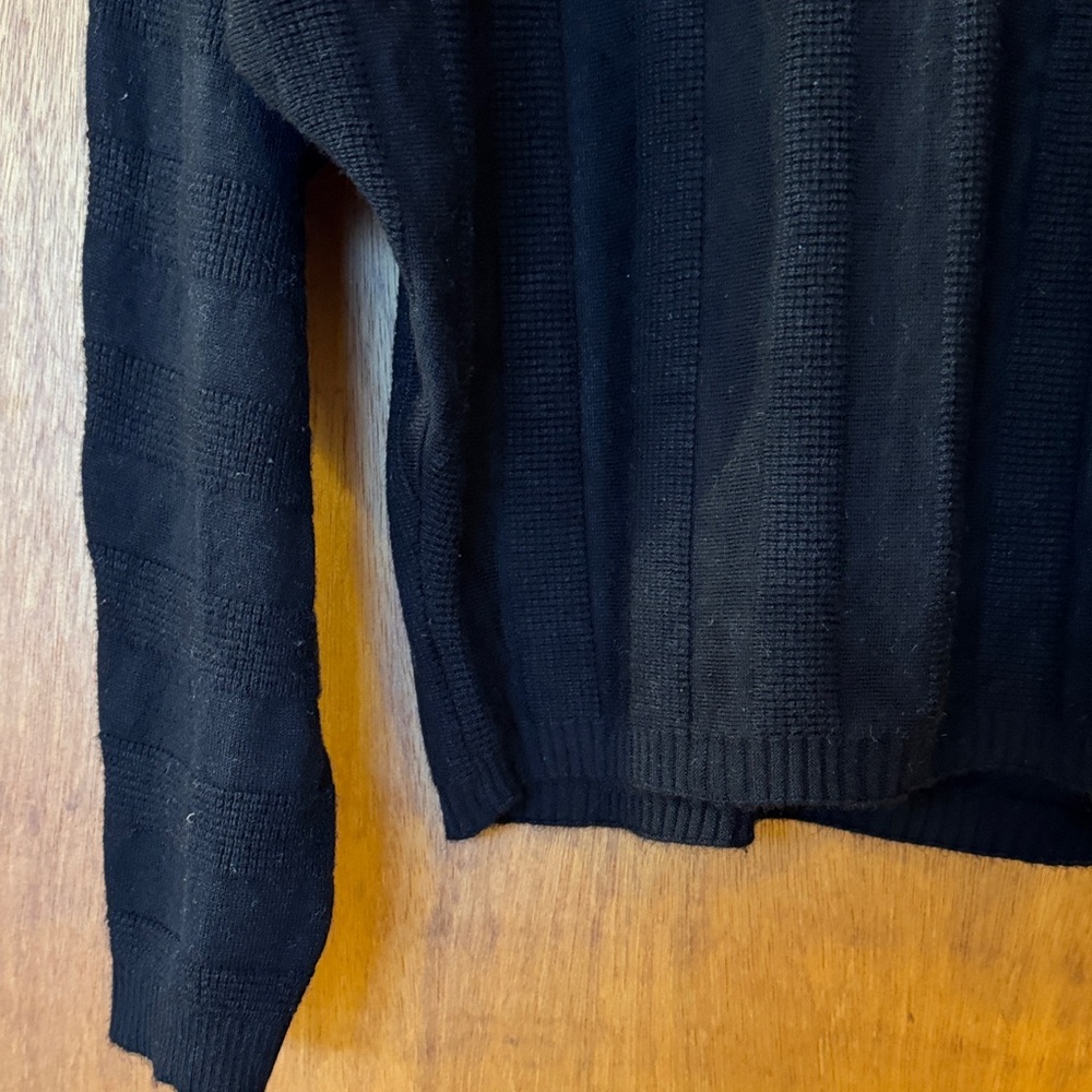 Cyrus Elegant Black Crew Neck Sweater - Picture 3 of 8